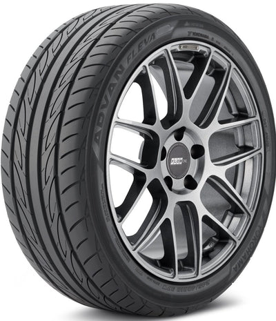 215/45R17 YOKOHAMA ADVAN FLEVA V701 91W